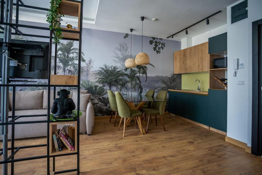 Apartment Jungle Belgrade Exterior photo